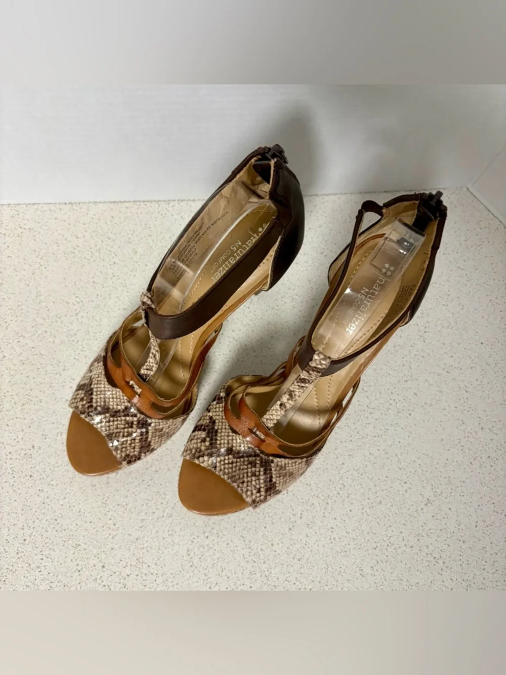 Naturalizer Kenna Platform Sandals
